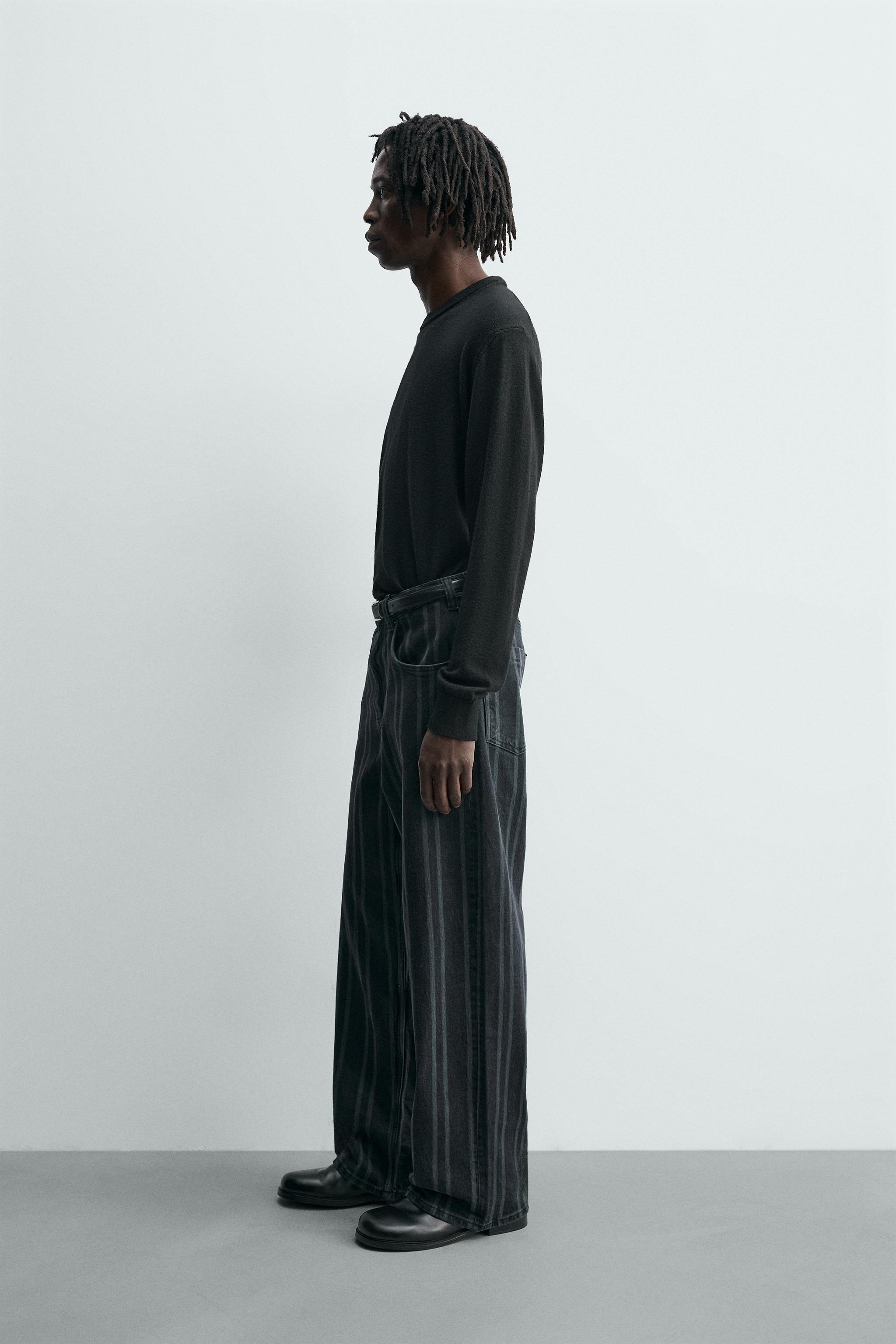 STRIPED RELAXED FIT JEANS